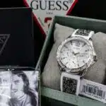 w1096l1-guess-watch-women-white-rubber-swirl