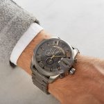 dz4421-diesel-watch-men-gray-metal-mega-chief