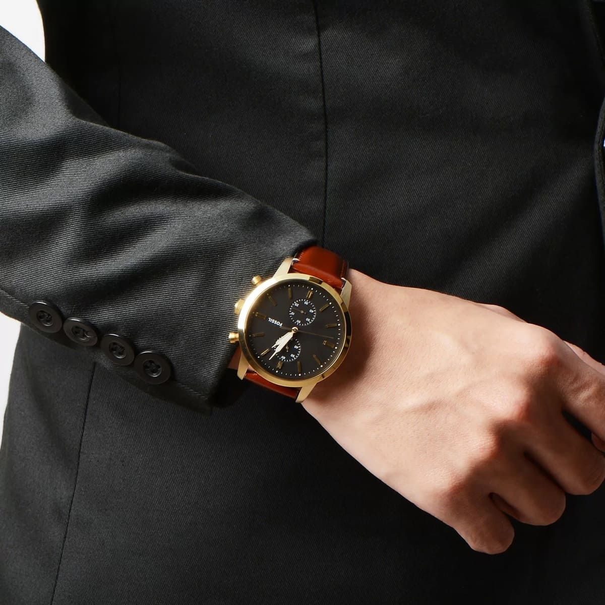 fs5338-fossil-watch-men-brown-leather-townsman-hand-8