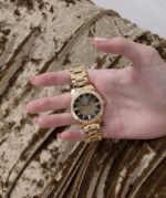 ⁦ساعة جيس للنساء GW0405L2⁩ - الصورة ⁦4⁩