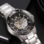 r8823140002-maserati-watch-men-black-dial-metal-stainless-steel-silver-strap-automatic-analog-wr-100-meters-three-hand-sfida