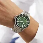 ar11338-emporio-armani-watch-100-meters-men-green-dial-stainless-steel-metal-silver-strap-quartz-battery-analog-diver