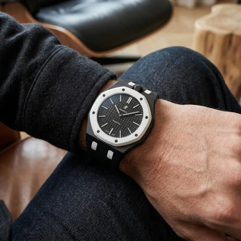 ⁦ساعة Audemars Piguet x Swatch Royal Pop OCHO NEGRO للجنسين⁩ - الصورة ⁦6⁩