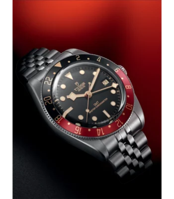TUDOR NP26 BLACK BAY 58 GMT LIFESTYLE 7